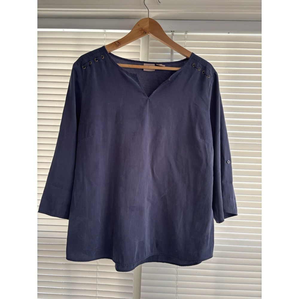 Chicos Faux Suede Tunic Women's 2 (L) Blue Poly Blend V Neck Roll Tab 3/4 Sleeve